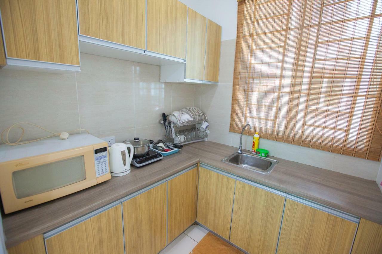 Villa The Only Sea View In Town Kuah Exterior foto